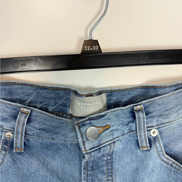 Everlane Men's Denim Cut-Off Shorts. Size 34. Buttonfly. Frayed Hems. - Picture 4 of 14